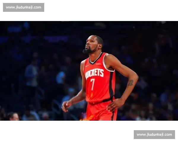 杜兰特 2 年 1.24 亿续约引爆连锁反应:塔里・伊森续约遇阻,阿门・汤普森锁定顶薪