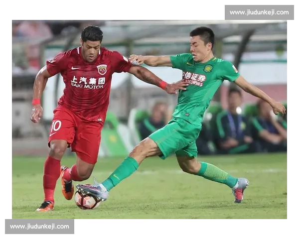 李磊转会风云：两家中超球队竞逐，河南队明确未参与谈判